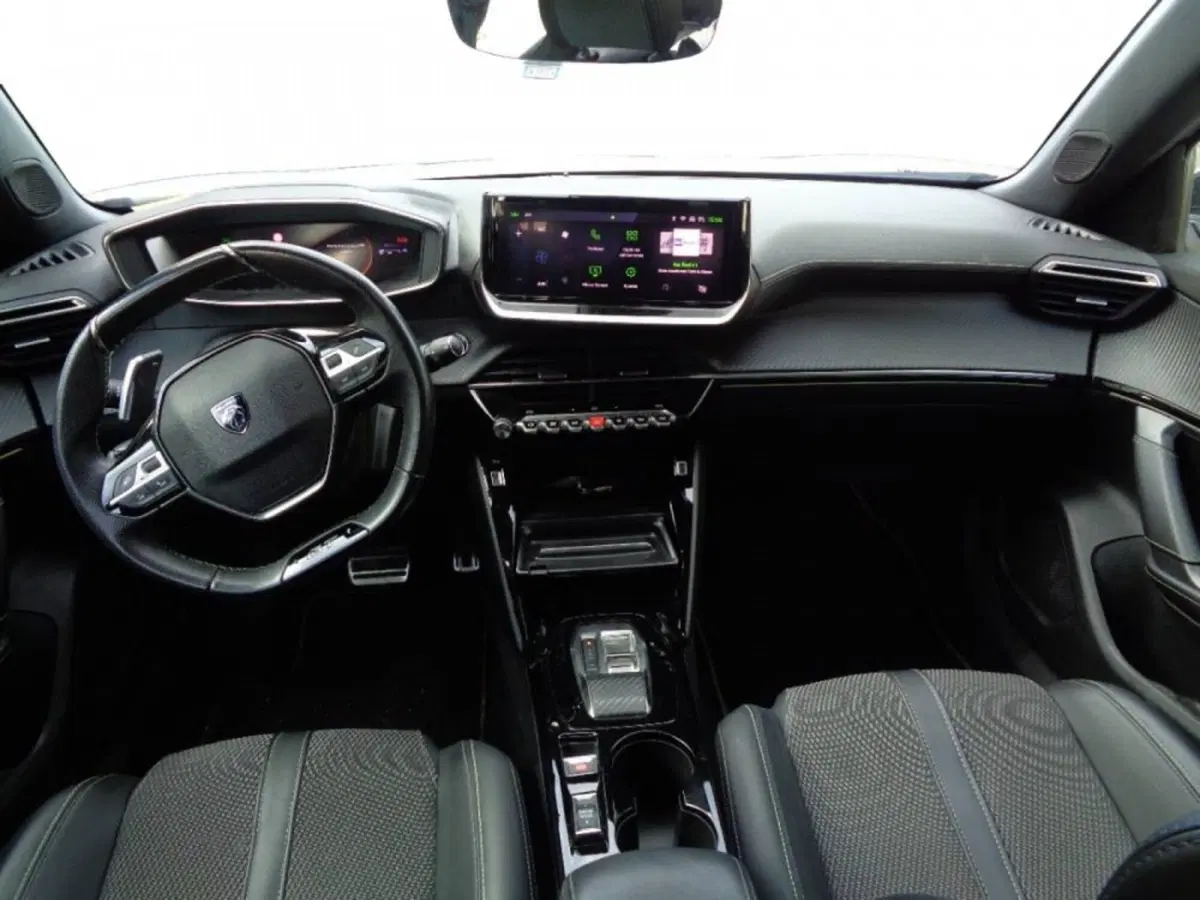 Peugeot 2008 usata a Salerno (5)