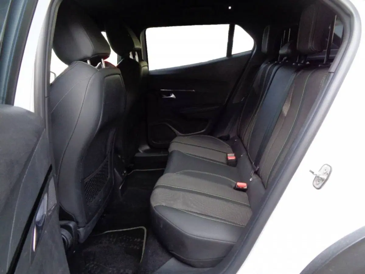 Peugeot 2008 usata a Salerno (7)