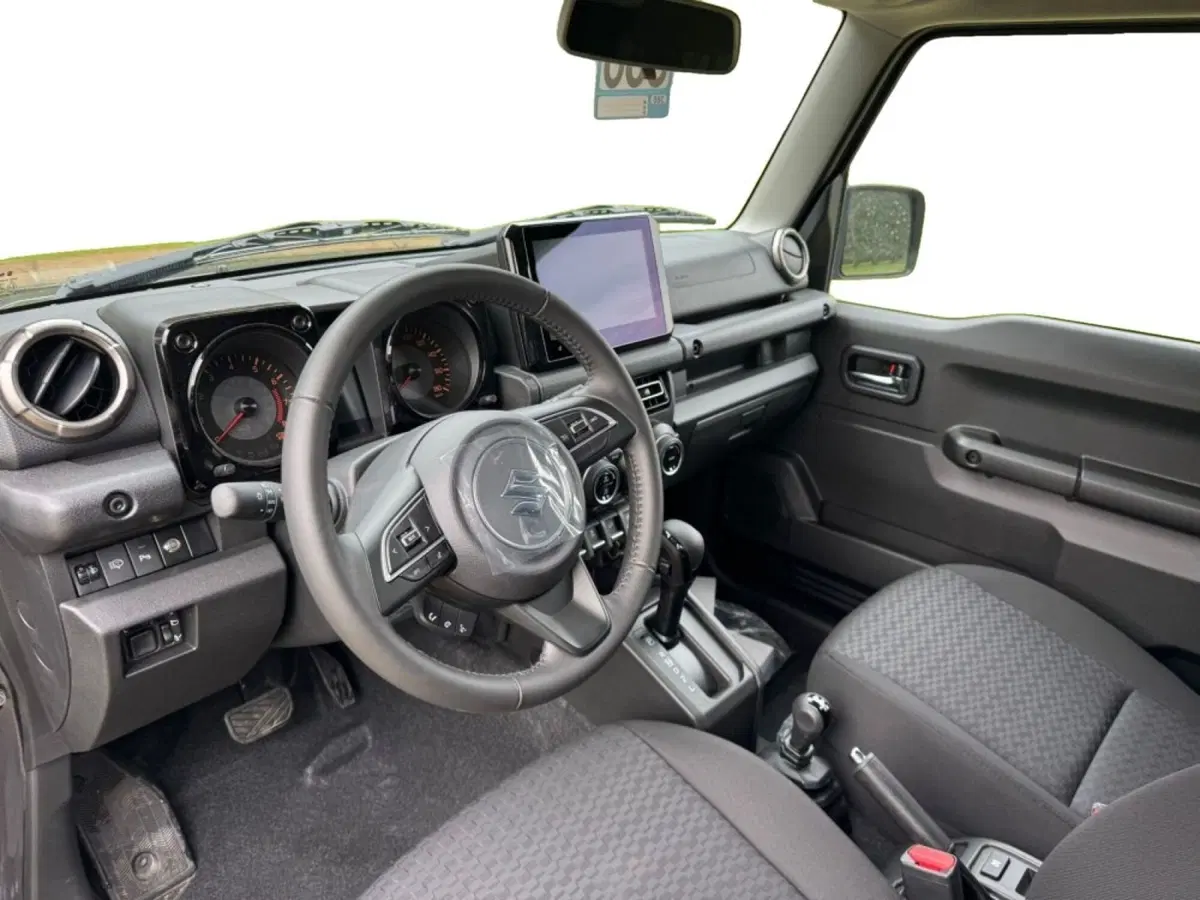 Suzuki Jimny nuova a Salerno (8)