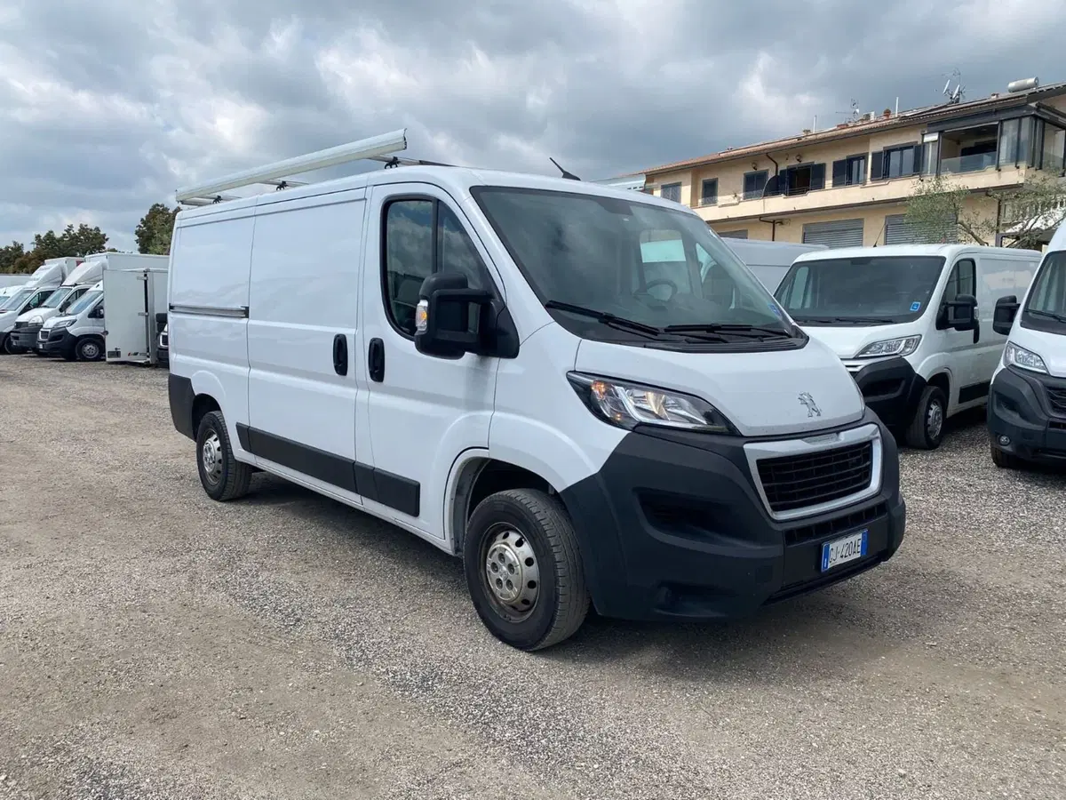 Peugeot Boxer Furgone usata a Salerno (2)
