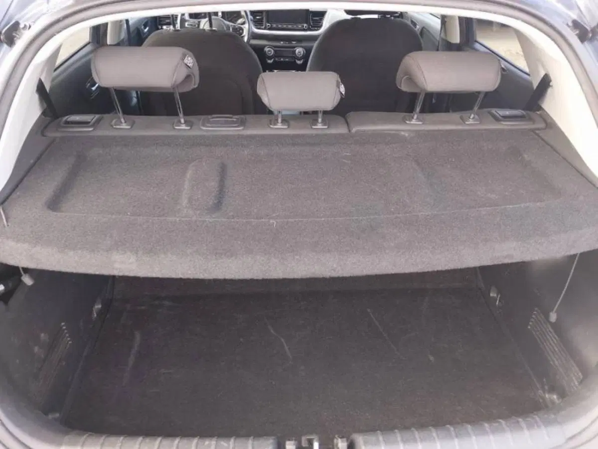 Kia Stonic usata a Salerno (11)