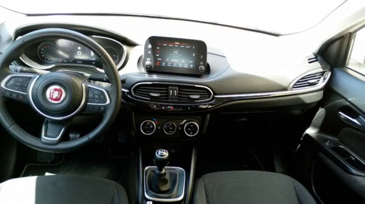 Fiat Tipo Station Wagon usata a Salerno (5)