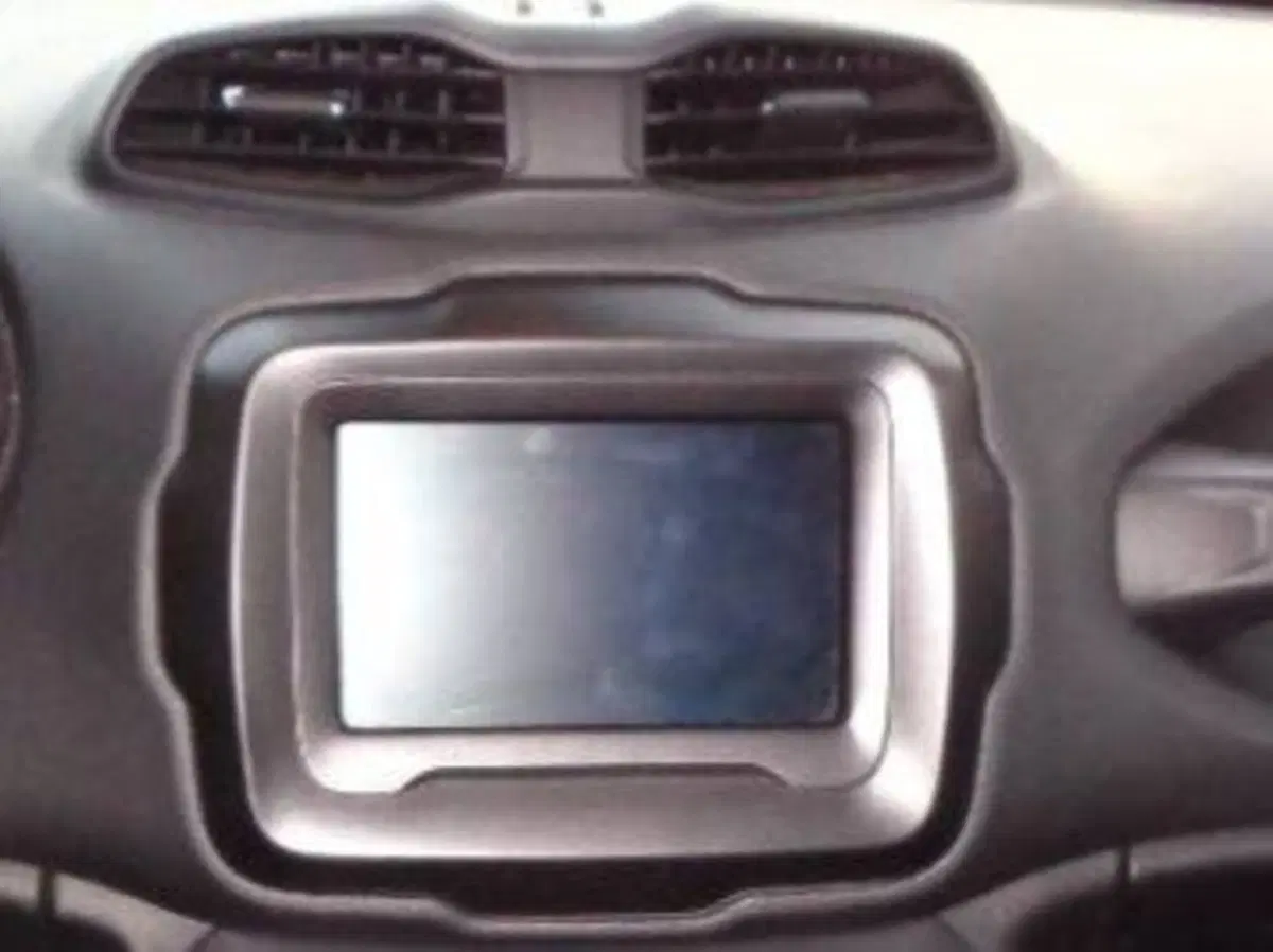 Jeep Renegade usata a Salerno (18)