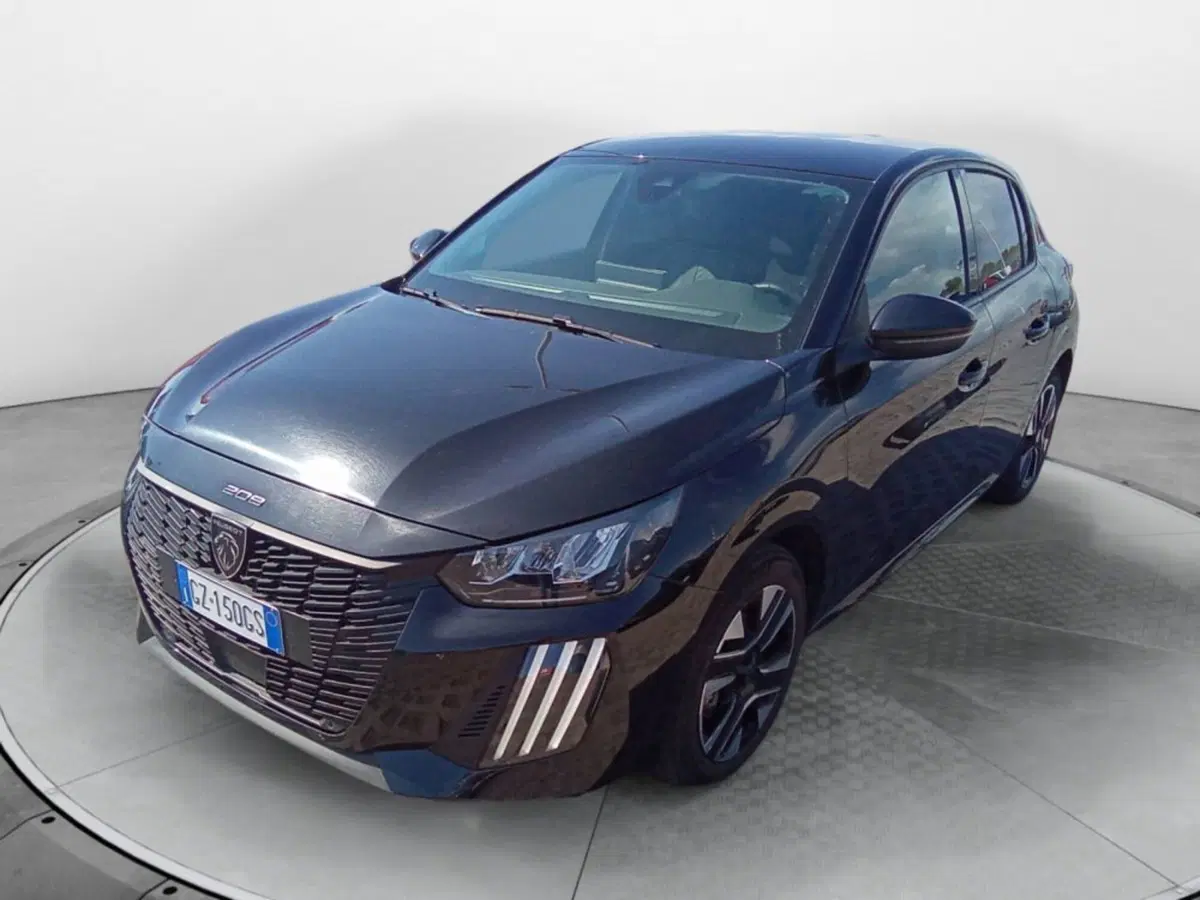 Peugeot 208 usata a Salerno