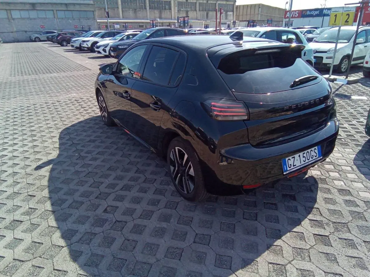 Peugeot 208 usata a Salerno (10)