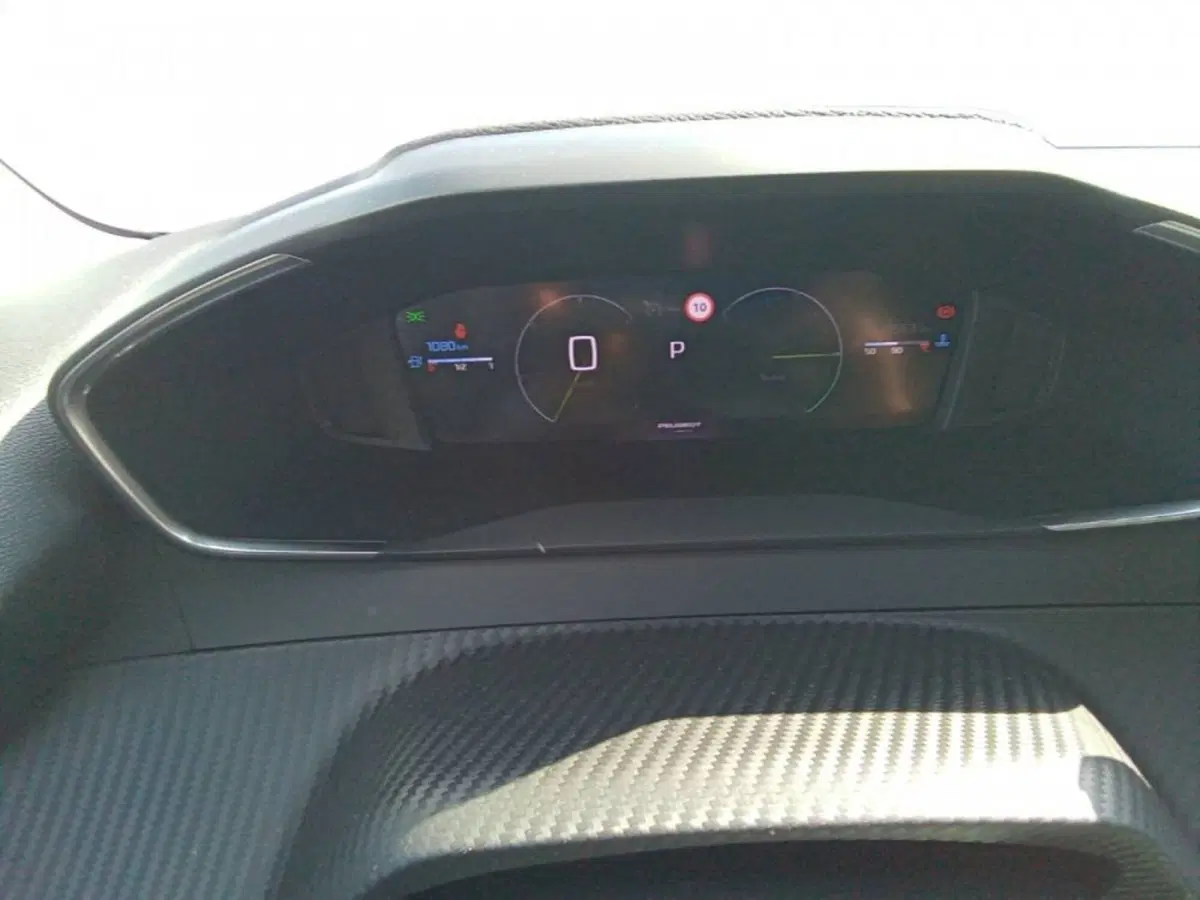 Peugeot 208 usata a Salerno (6)