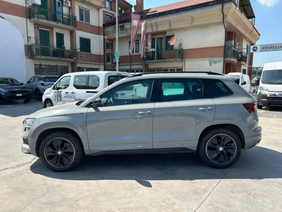 Skoda Karoq usata a Salerno (10)