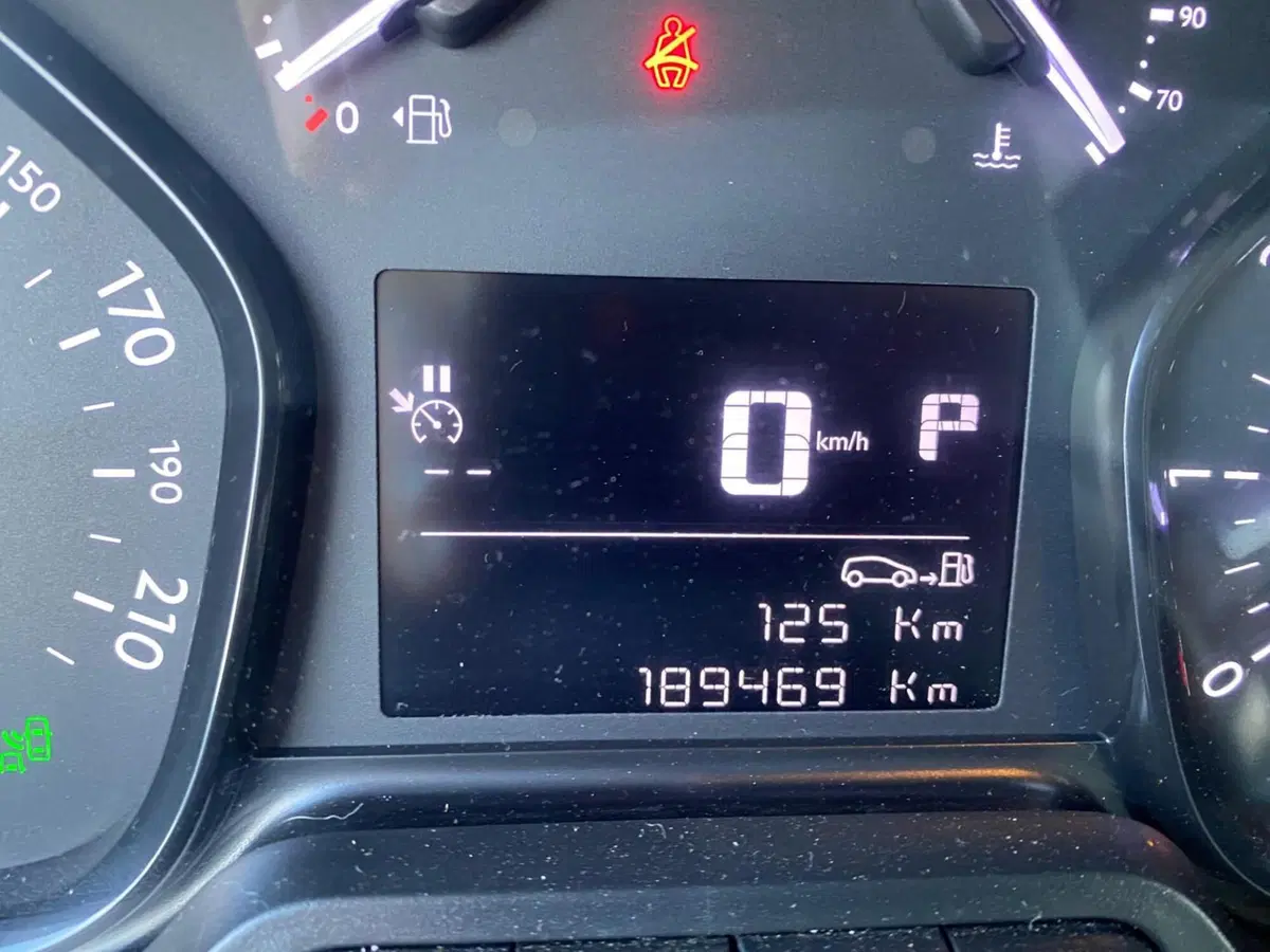 Peugeot Expert Furgone usata a Salerno (18)