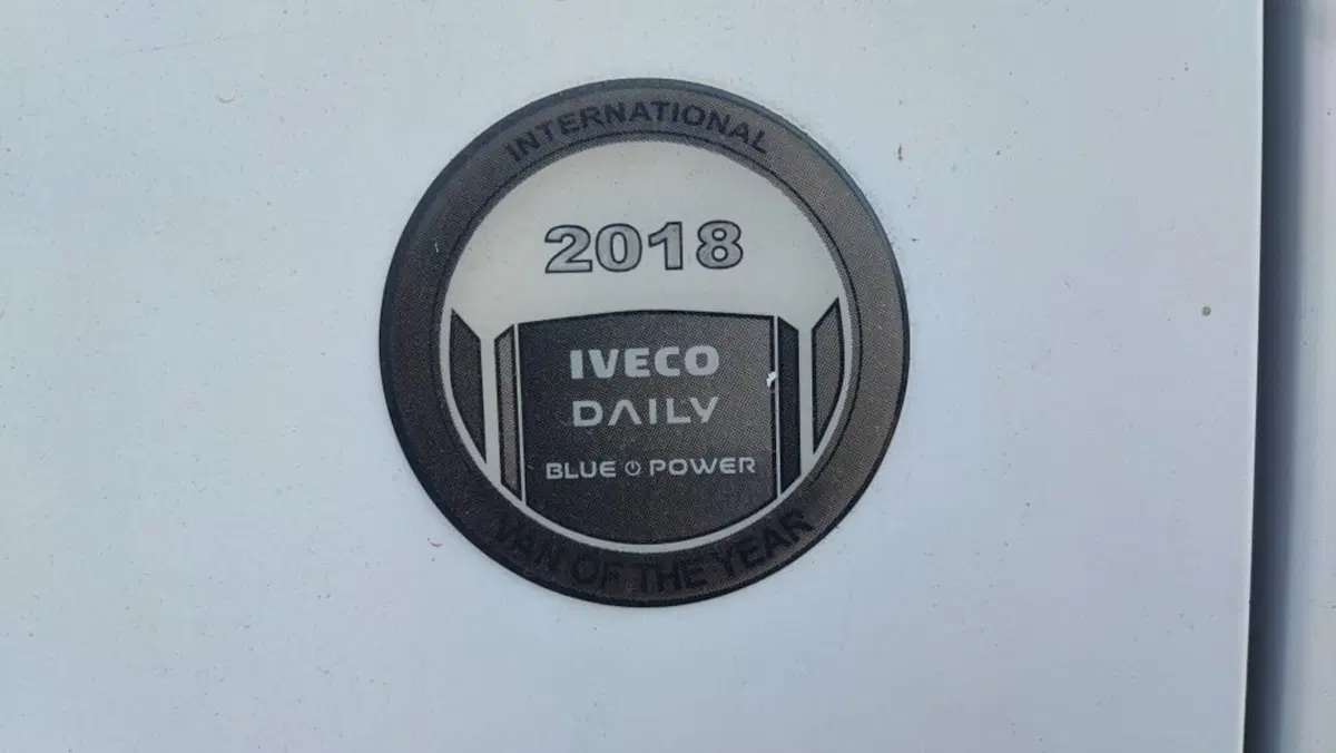 Iveco Daily Furgone usata a Salerno (16)