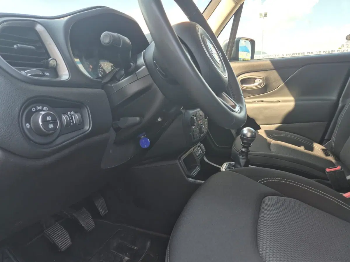 Jeep Renegade usata a Salerno (16)