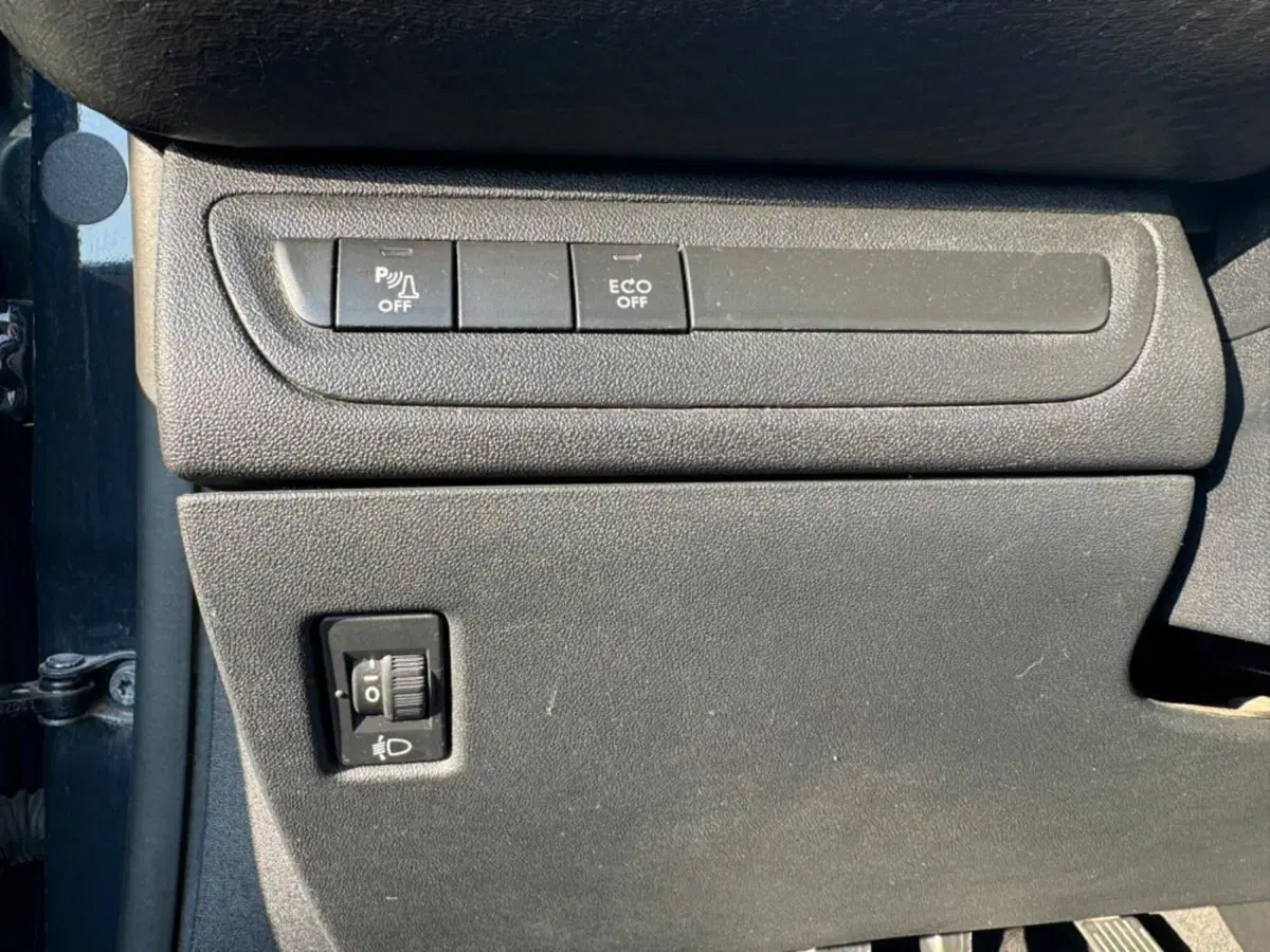 Peugeot 2008 usata a Salerno (19)