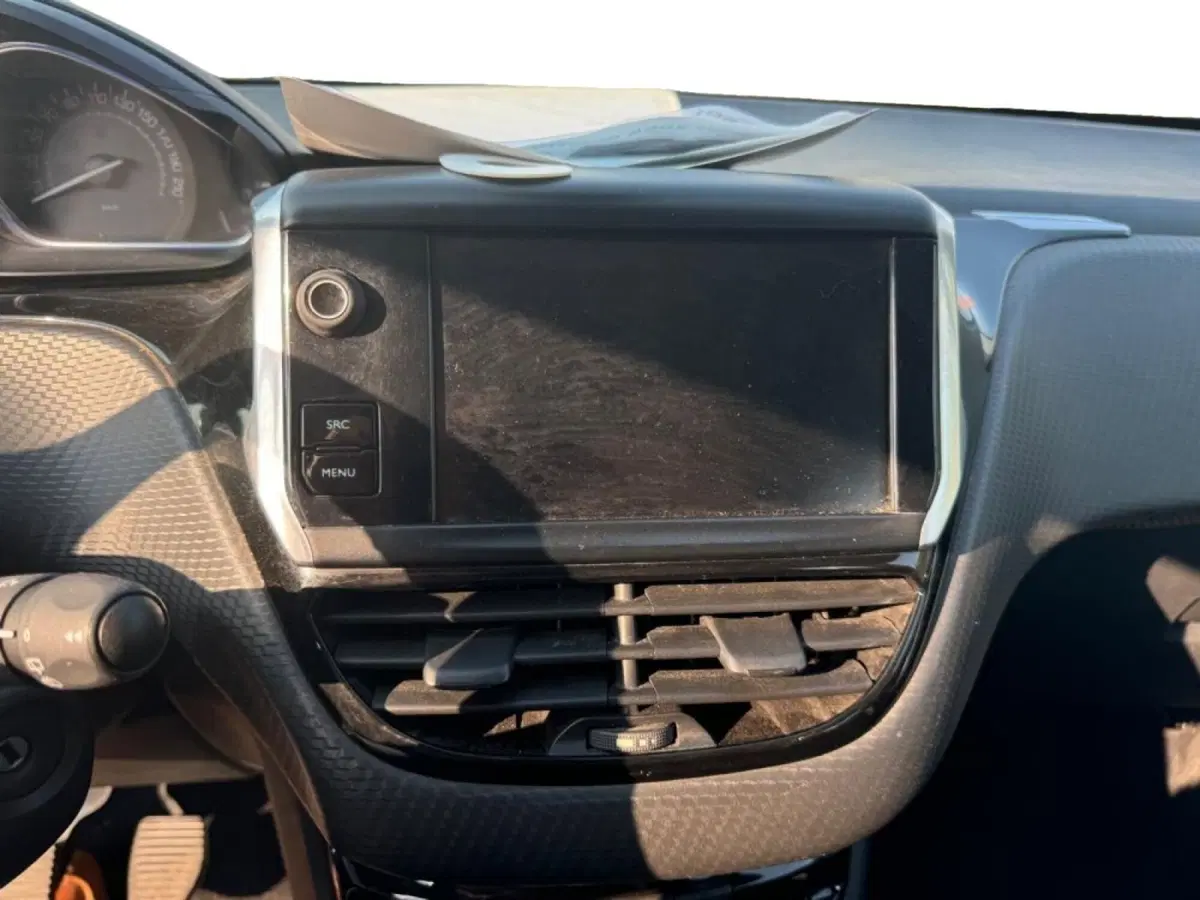 Peugeot 2008 usata a Salerno (5)