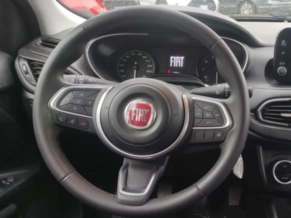 Fiat Tipo Station Wagon usata a Salerno (6)