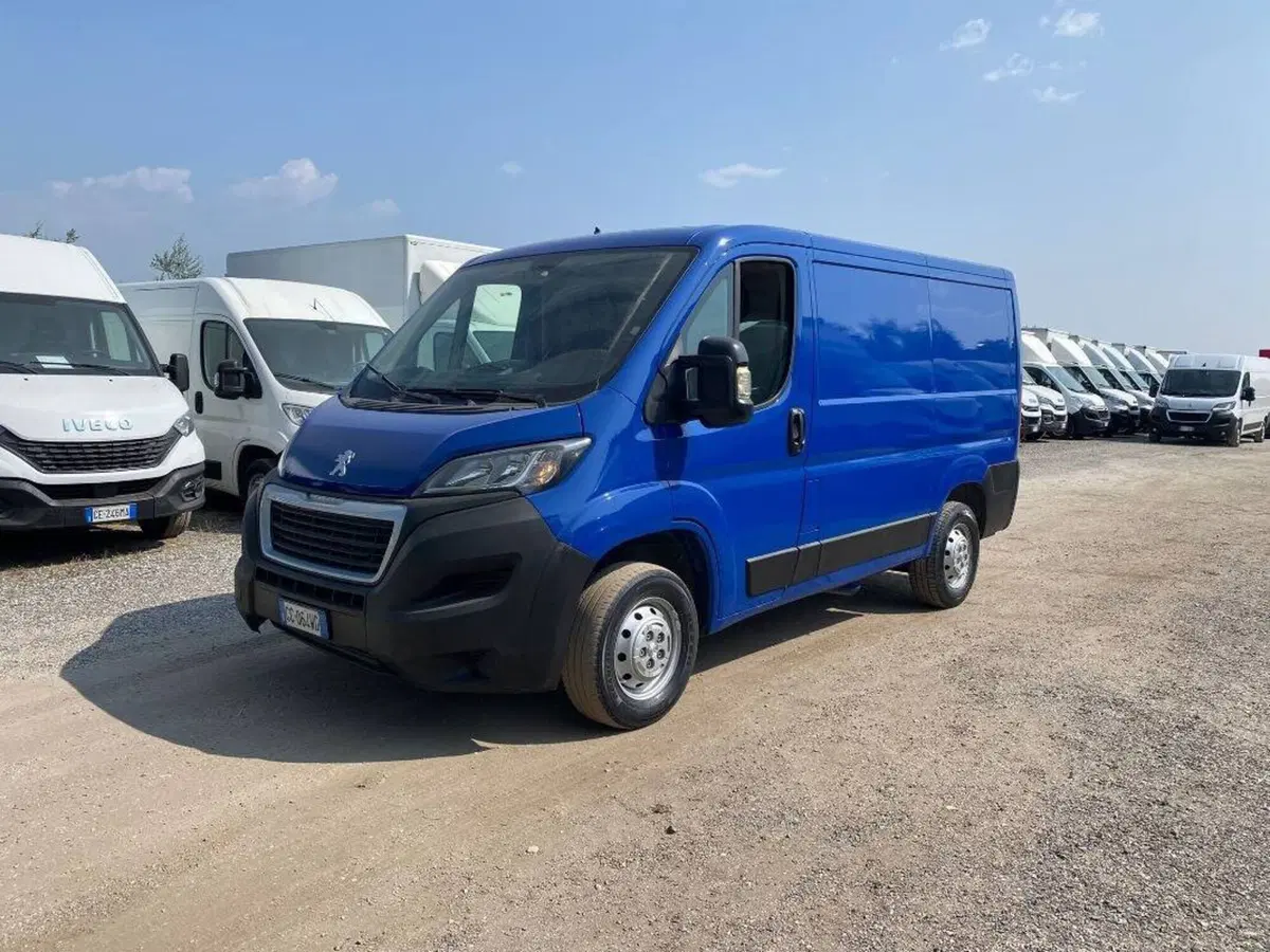 Peugeot Boxer Furgone usata a Salerno