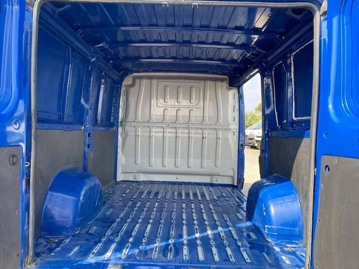 Peugeot Boxer Furgone usata a Salerno (12)