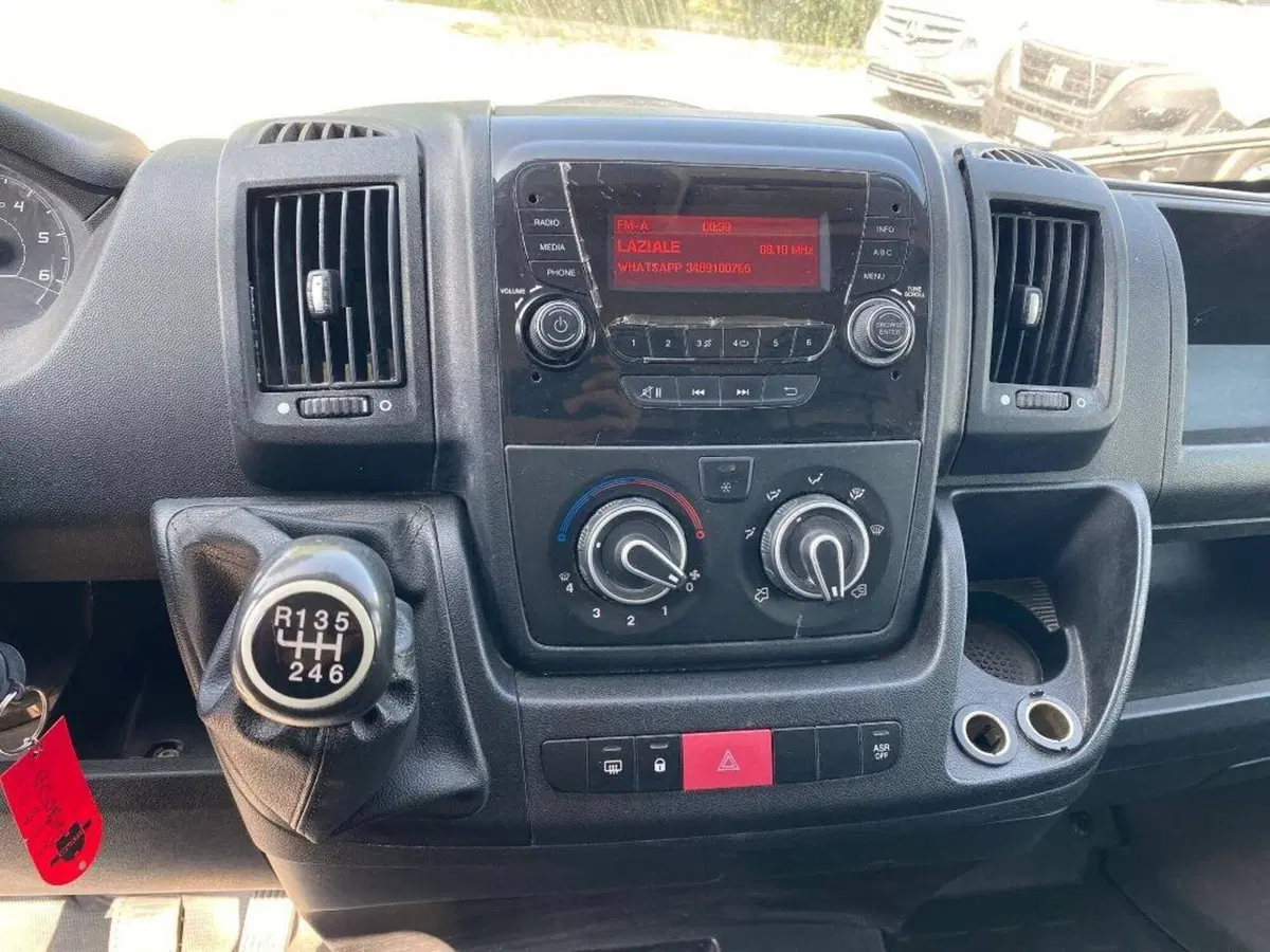 Peugeot Boxer Furgone usata a Salerno (15)