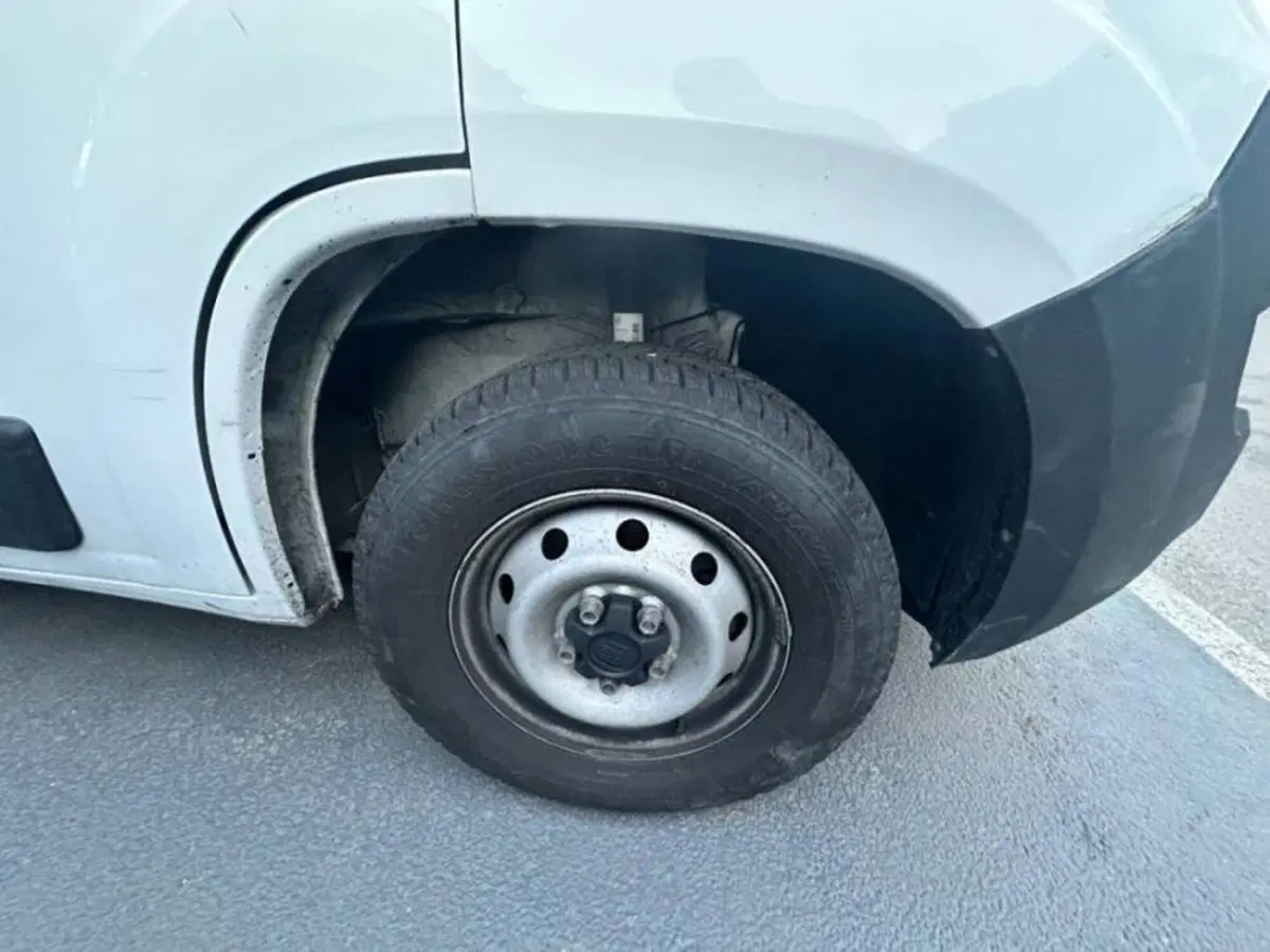 Fiat Ducato Furgone usata a Salerno (12)