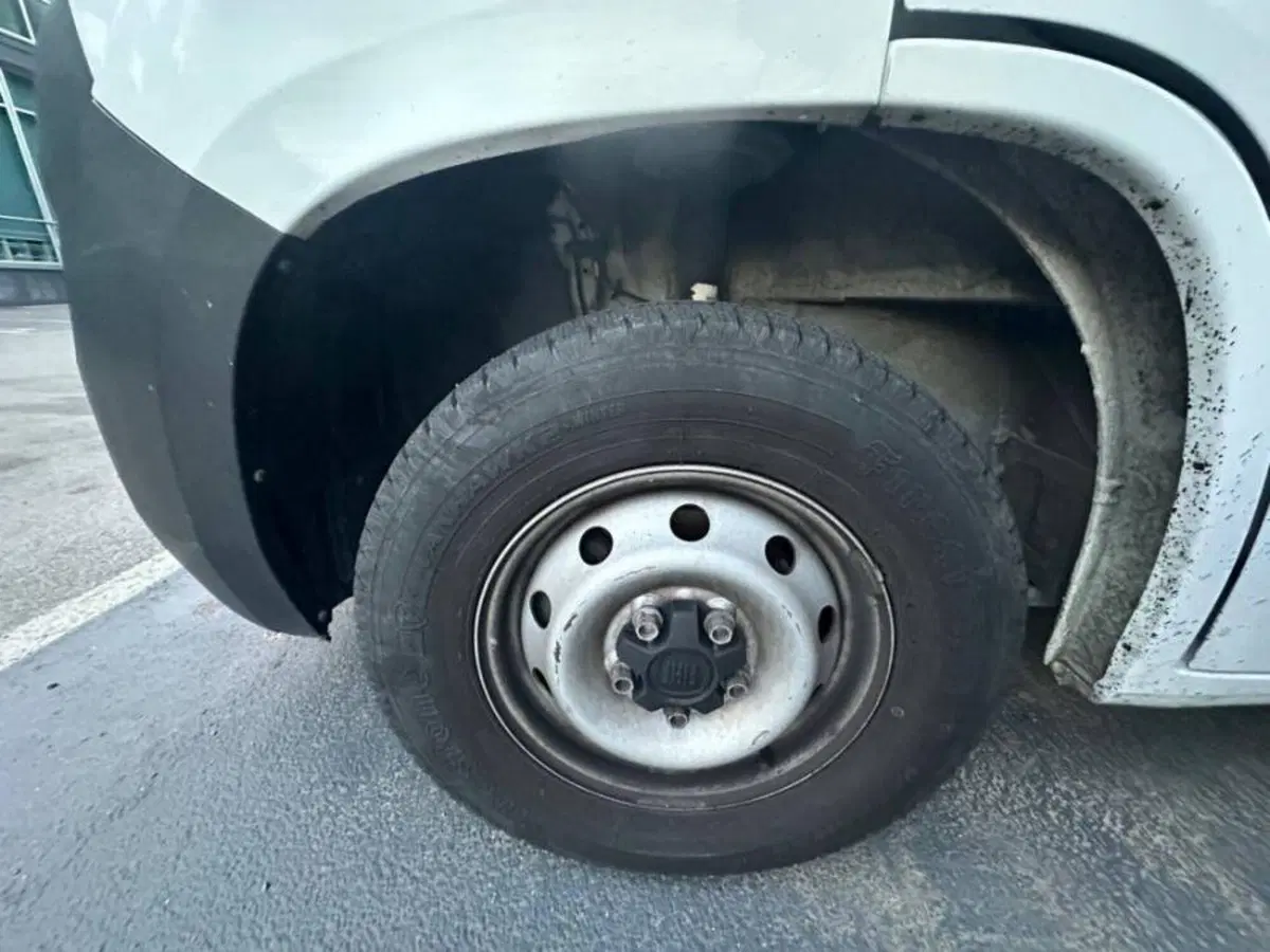 Fiat Ducato Furgone usata a Salerno (13)