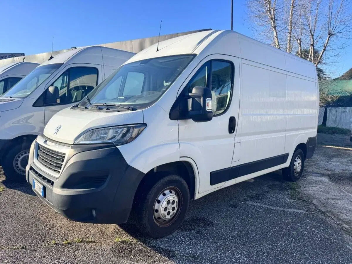 Peugeot Boxer Furgone usata a Salerno