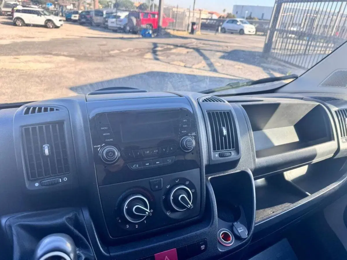 Peugeot Boxer Furgone usata a Salerno (7)