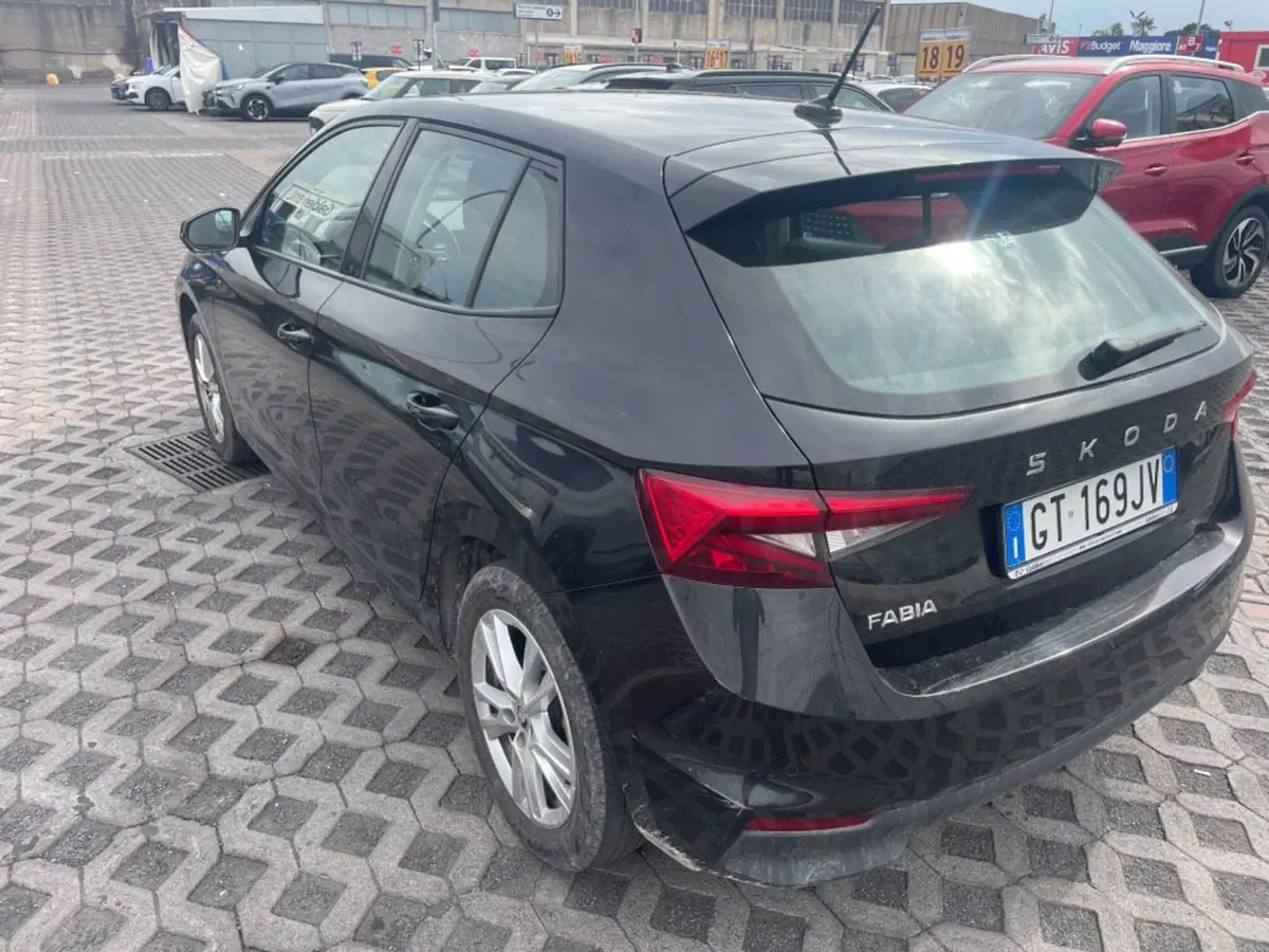Skoda Fabia usata a Salerno (10)