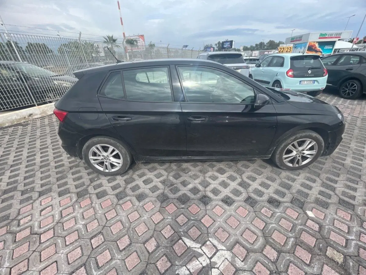 Skoda Fabia usata a Salerno (15)