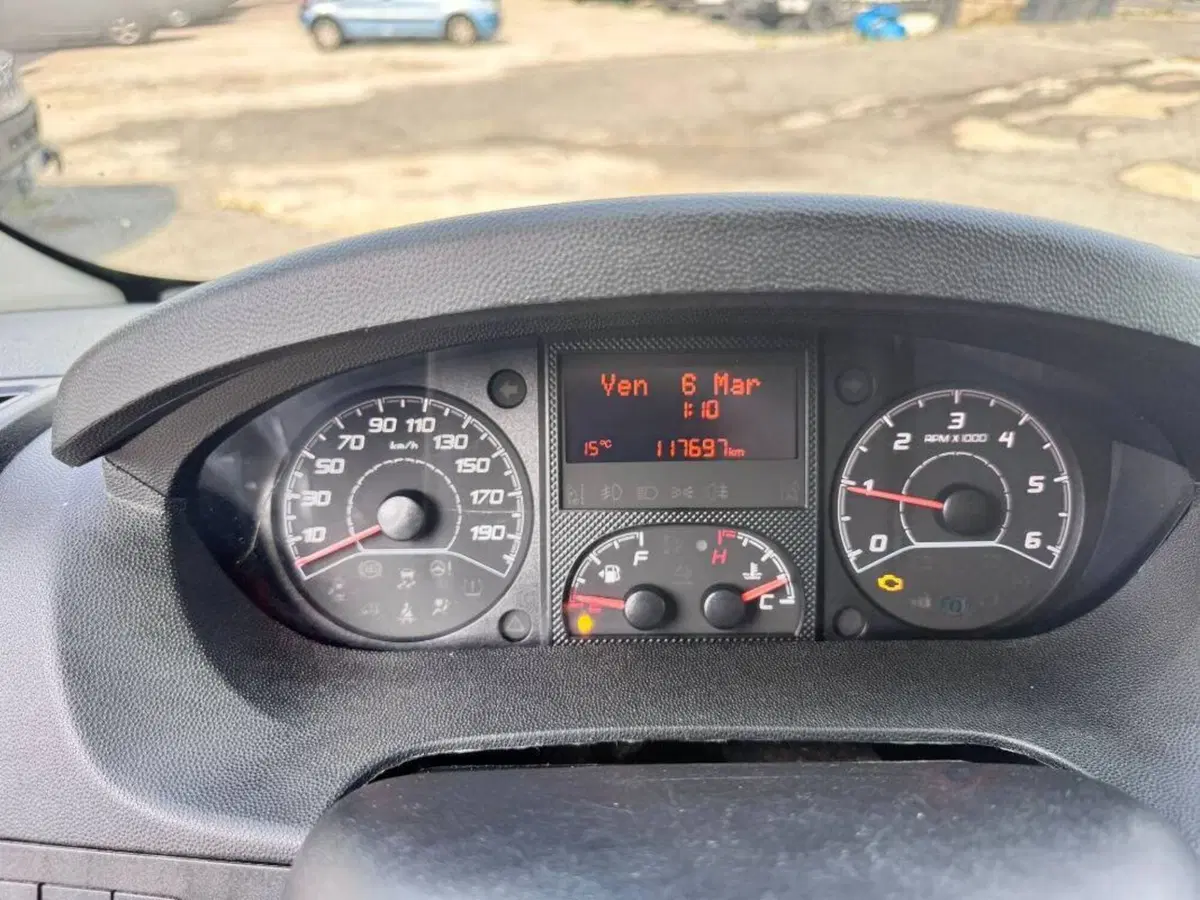 Peugeot Boxer Furgone usata a Salerno (15)