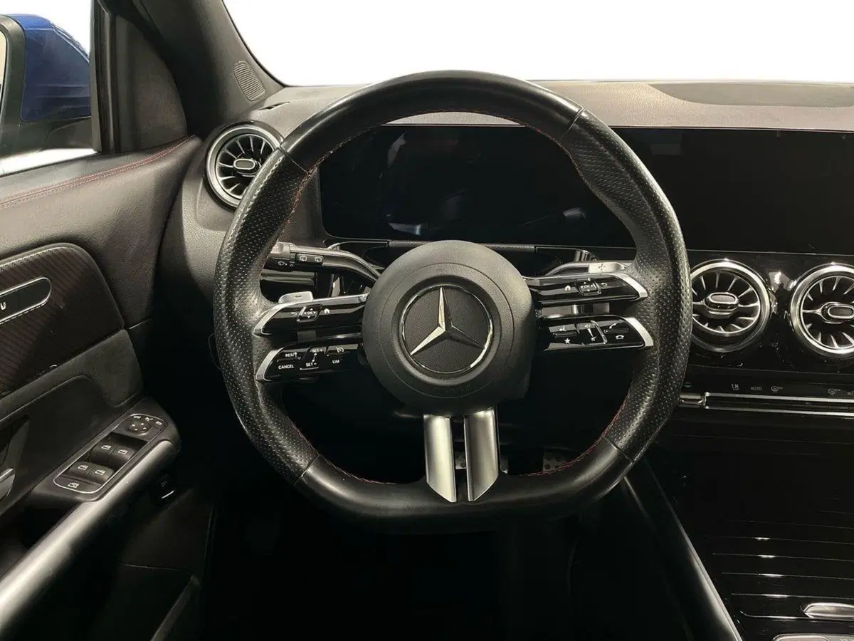 Mercedes-Benz GLA SUV usata a Prato (11)