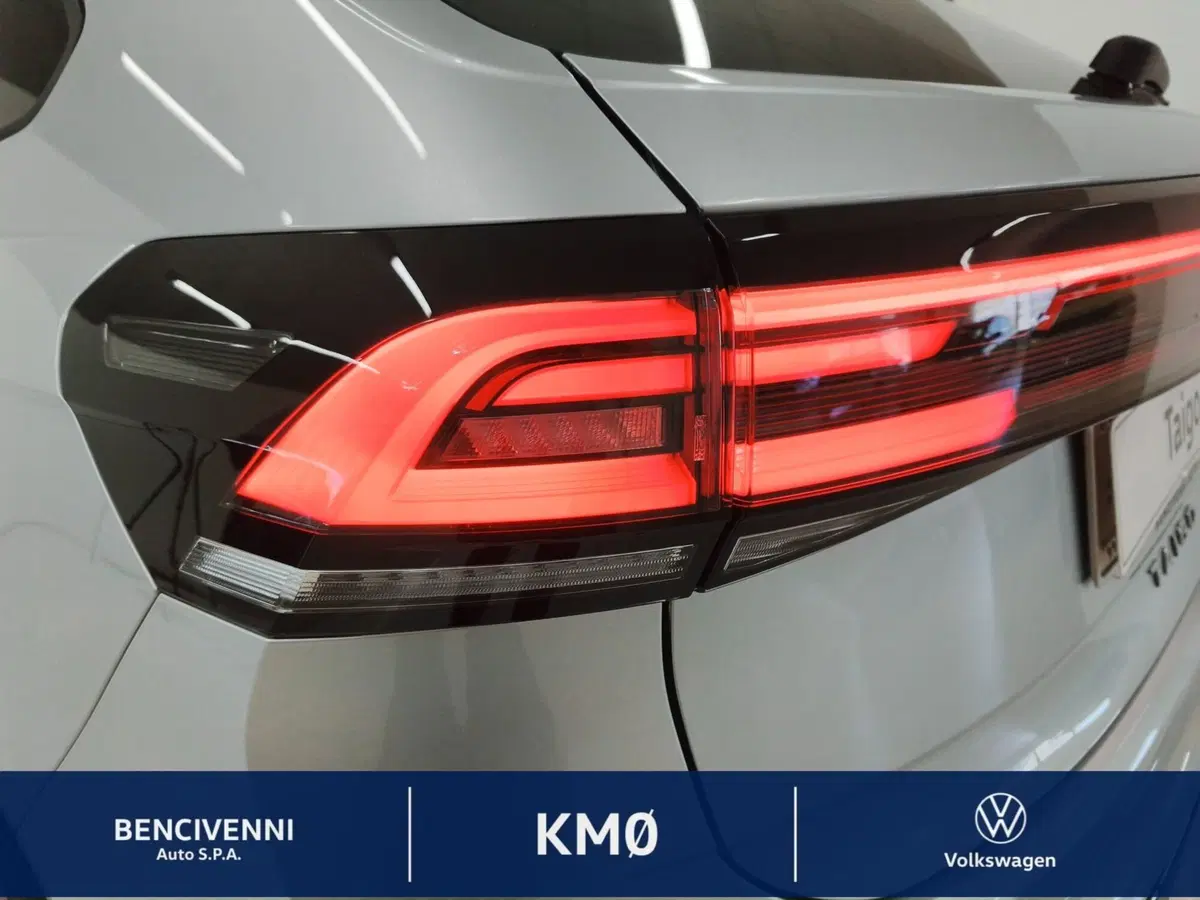 Volkswagen Taigo nuova a Catanzaro (12)
