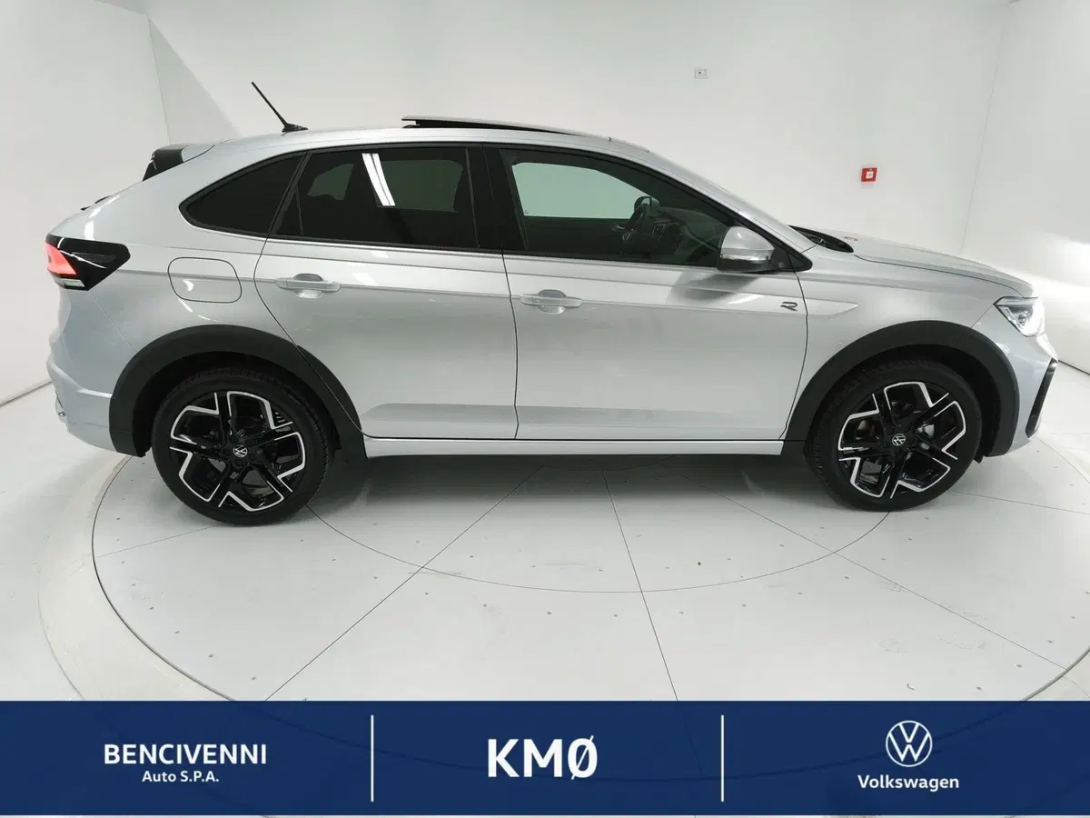Volkswagen Taigo nuova a Catanzaro (6)