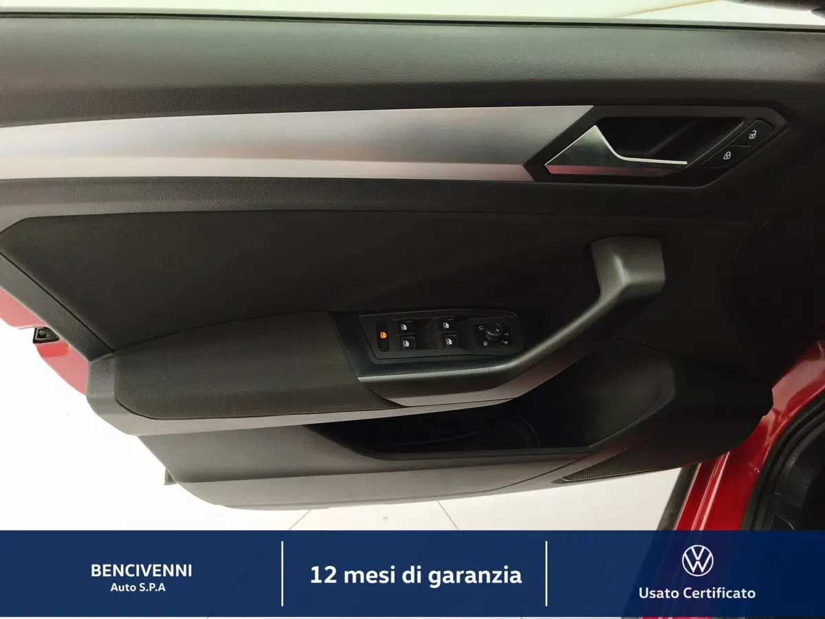 Volkswagen T-Roc usata a Catanzaro (13)