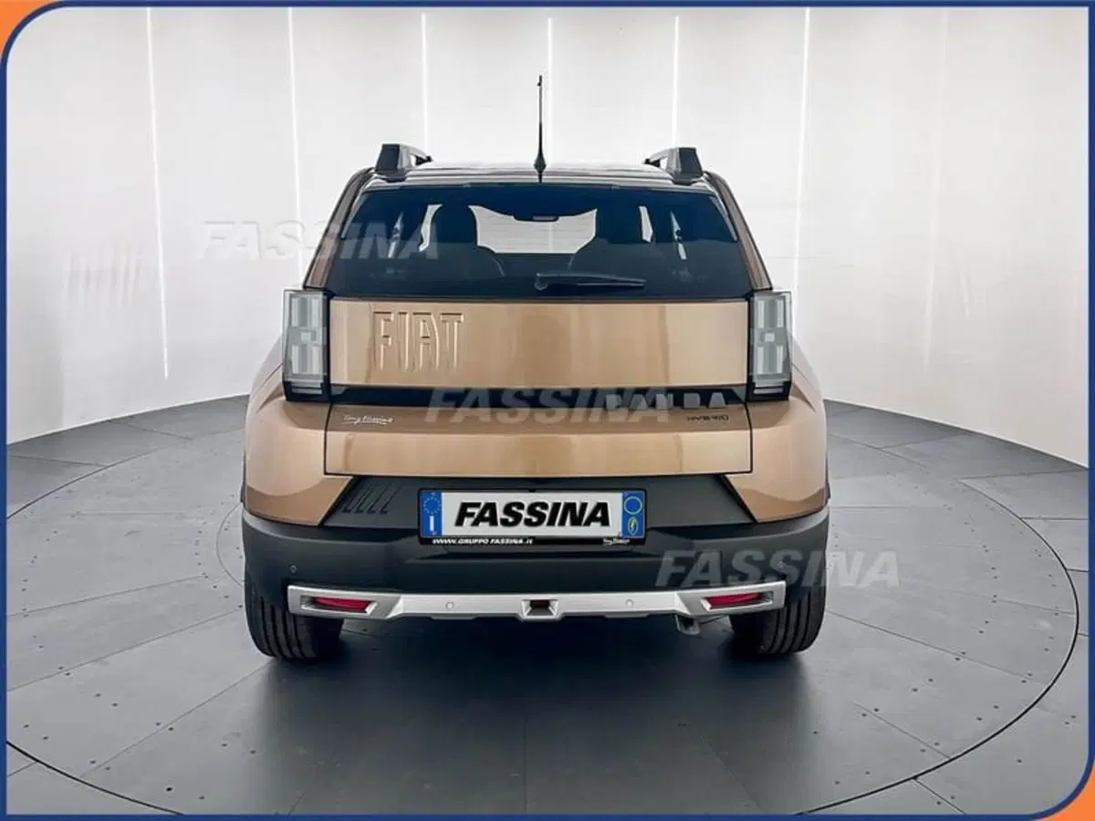 Fiat Grande Panda nuova a Milano (5)
