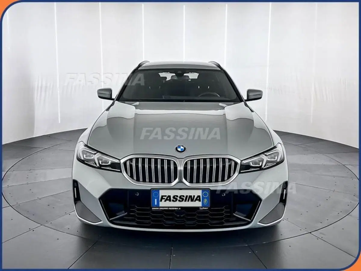BMW Serie 3 Touring usata a Milano (2)