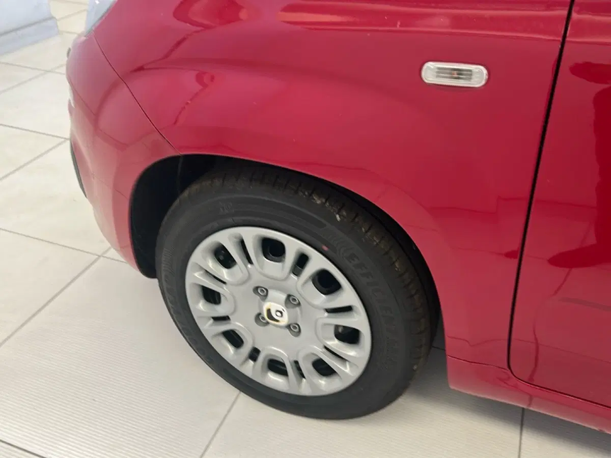 Fiat Pandina nuova a Bergamo (11)