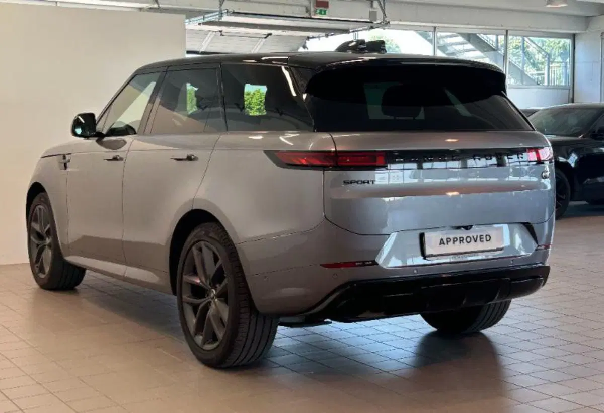 Land Rover Range Rover Sport usata a Venezia (3)