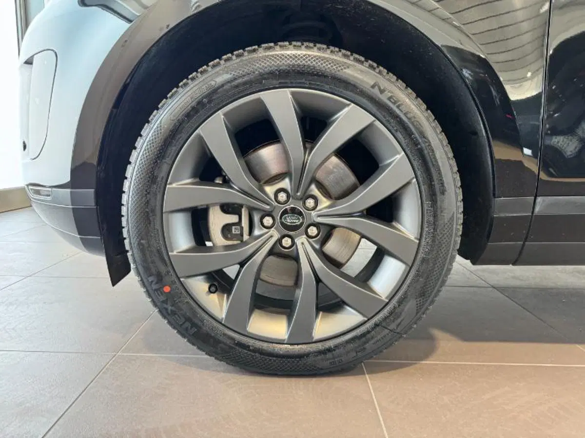 Land Rover Range Rover Evoque usata a Venezia (11)