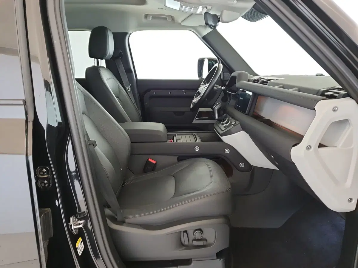Land Rover Defender usata a Monza e Brianza (3)