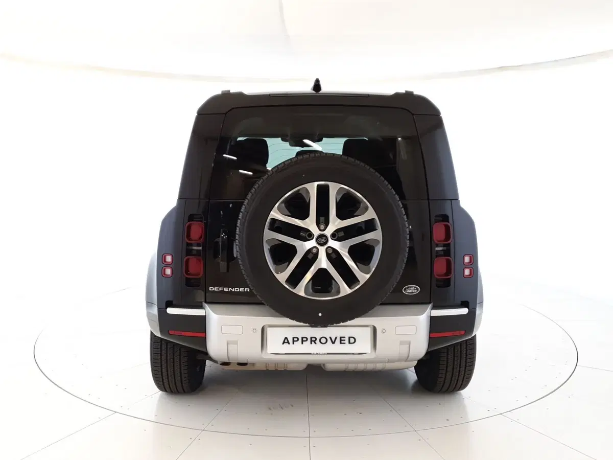 Land Rover Defender usata a Monza e Brianza (7)