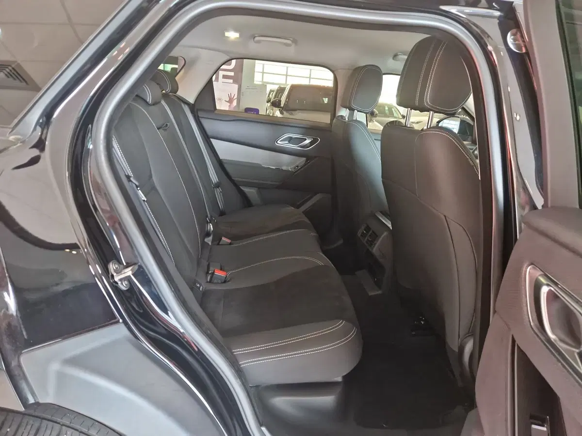 Land Rover Range Rover Velar usata a Modena (15)
