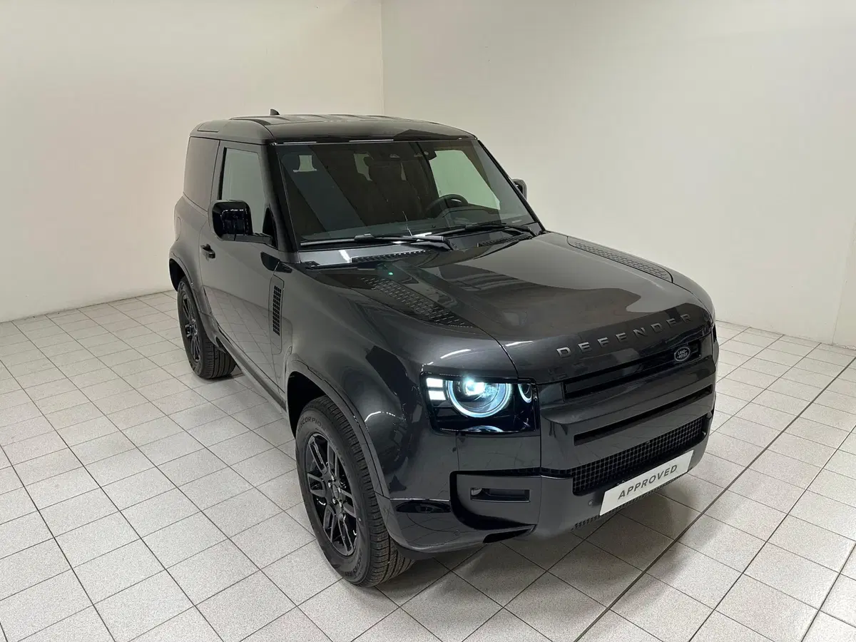 Land Rover Defender usata a Novara (16)