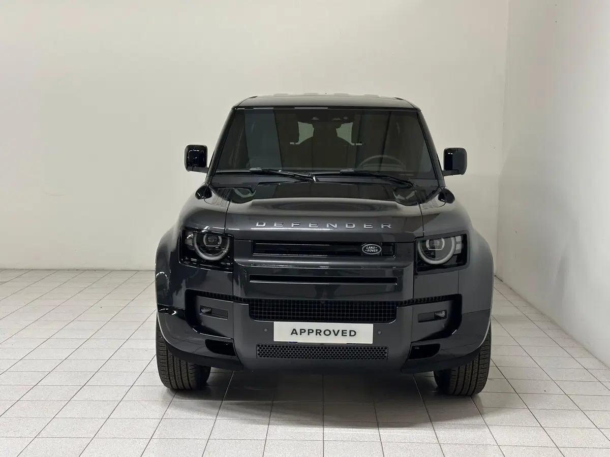 Land Rover Defender usata a Novara (7)