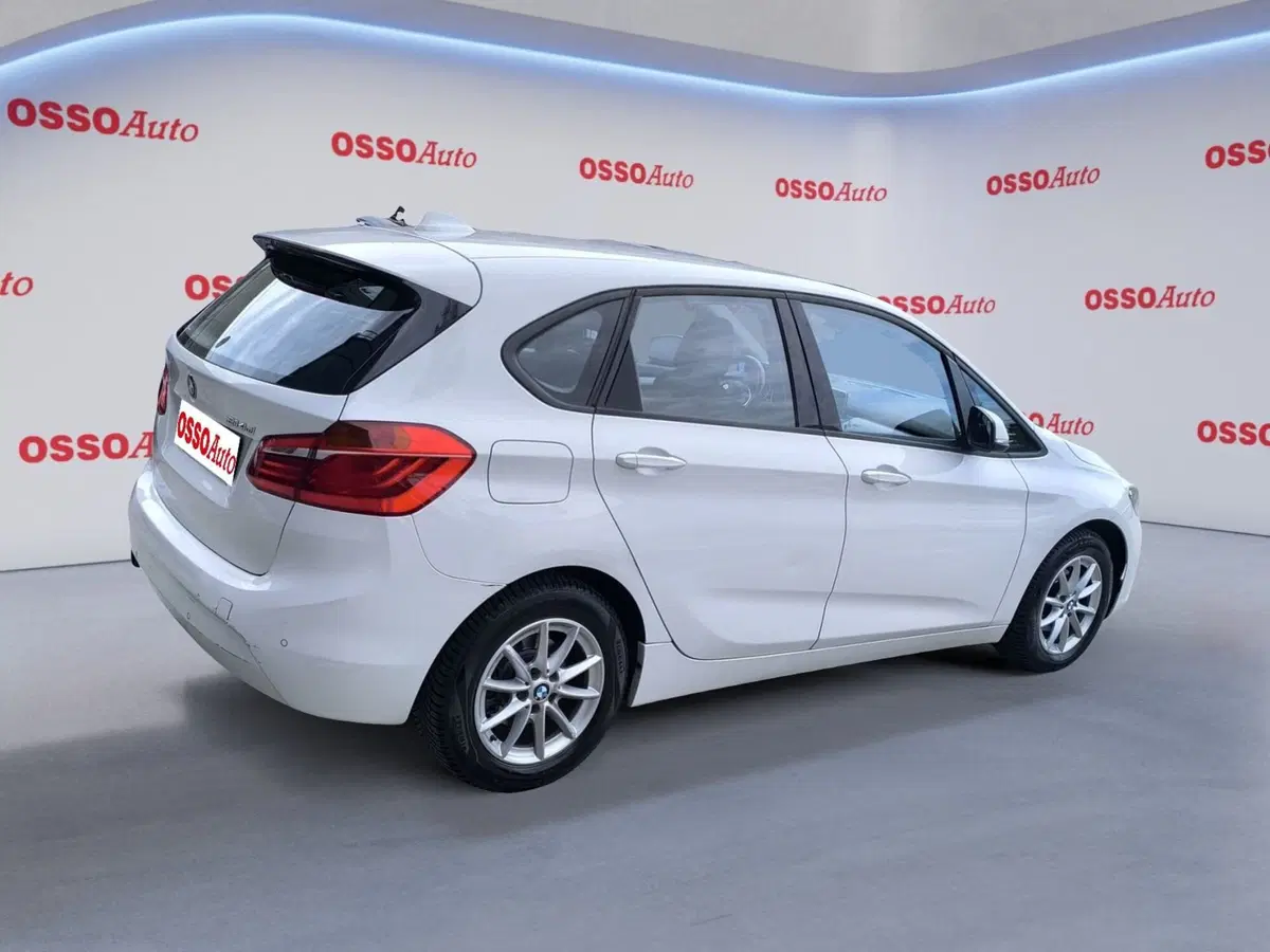 BMW Serie 2 Active Tourer usata a Udine (3)