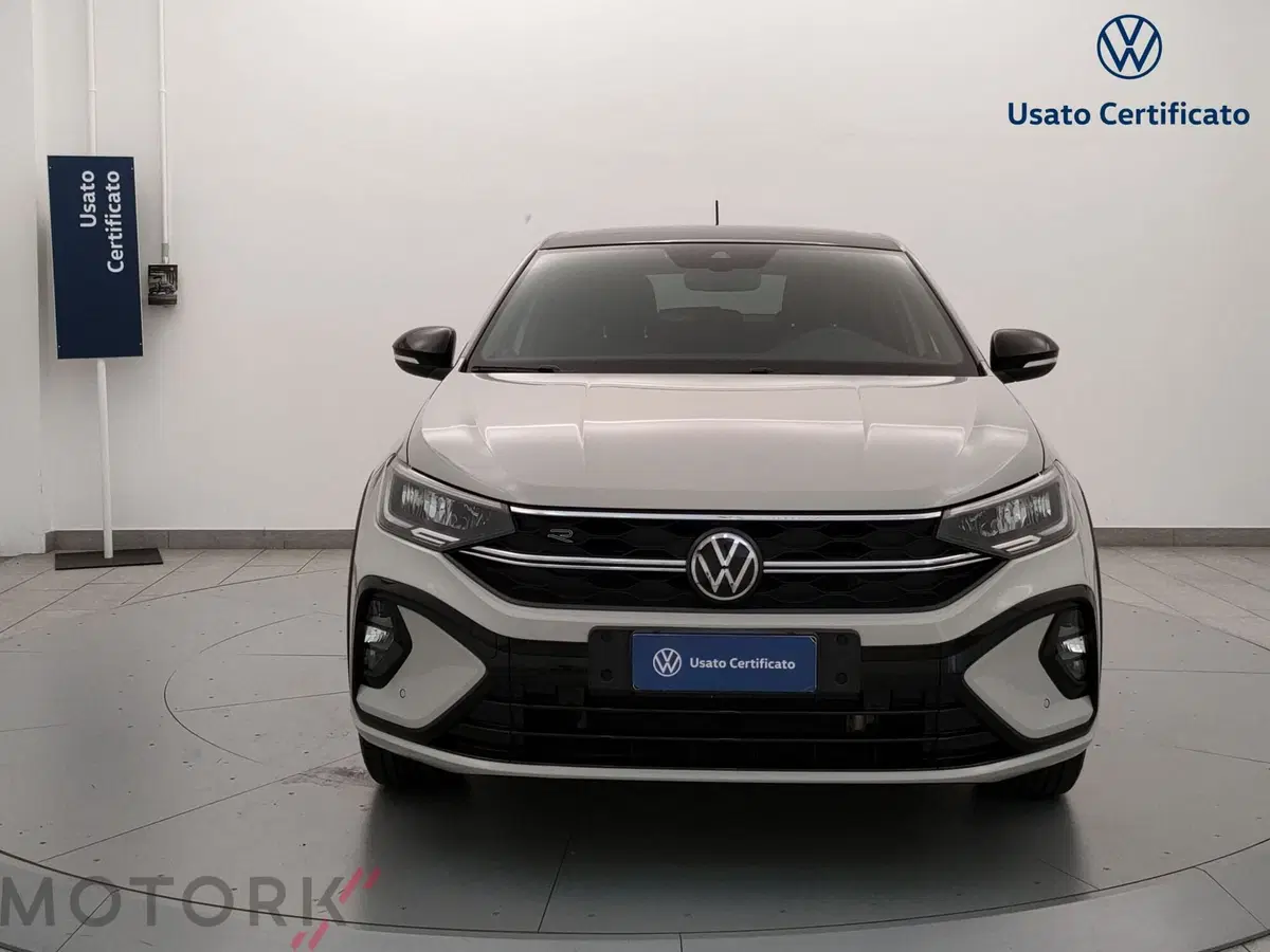 Volkswagen Taigo usata a Varese (2)