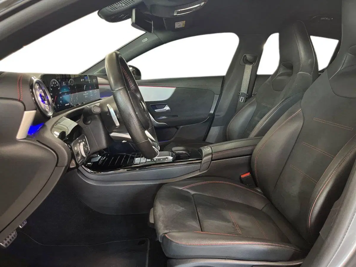 Mercedes-Benz CLA Shooting Brake usata a Napoli (11)