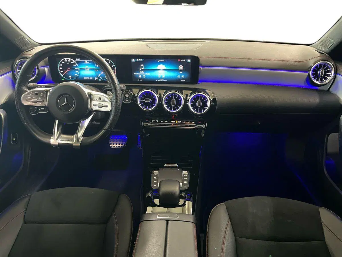 Mercedes-Benz CLA Shooting Brake usata a Napoli (12)
