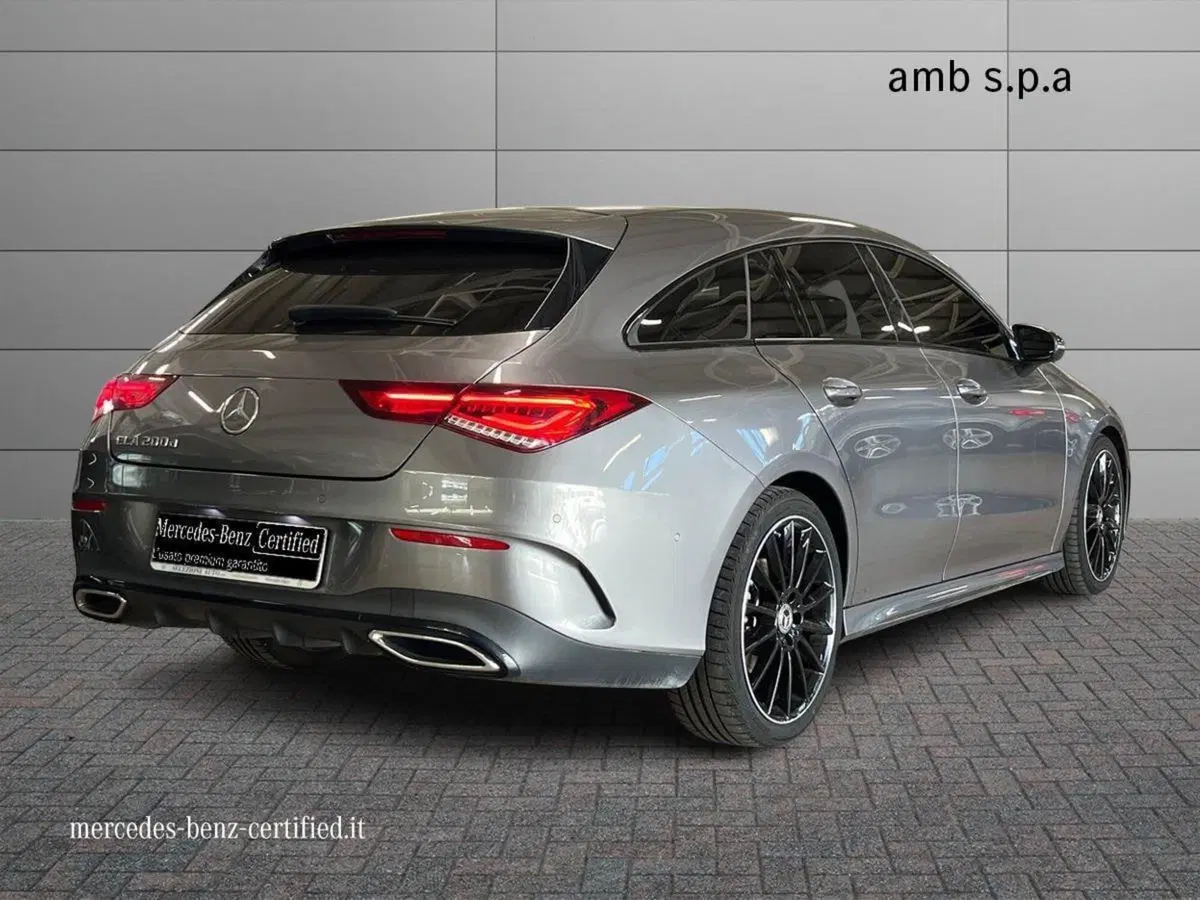 Mercedes-Benz CLA Shooting Brake usata a Napoli (2)