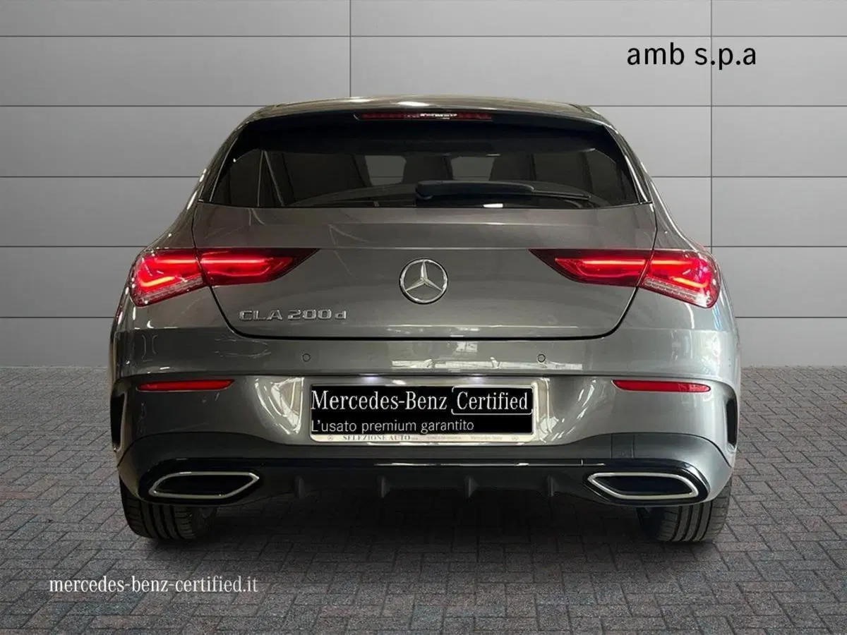 Mercedes-Benz CLA Shooting Brake usata a Napoli (4)