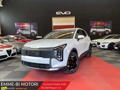 Kia Sportage 1.6 t-gdi hev Style 2wd at6 nuova a Cornate d'Adda