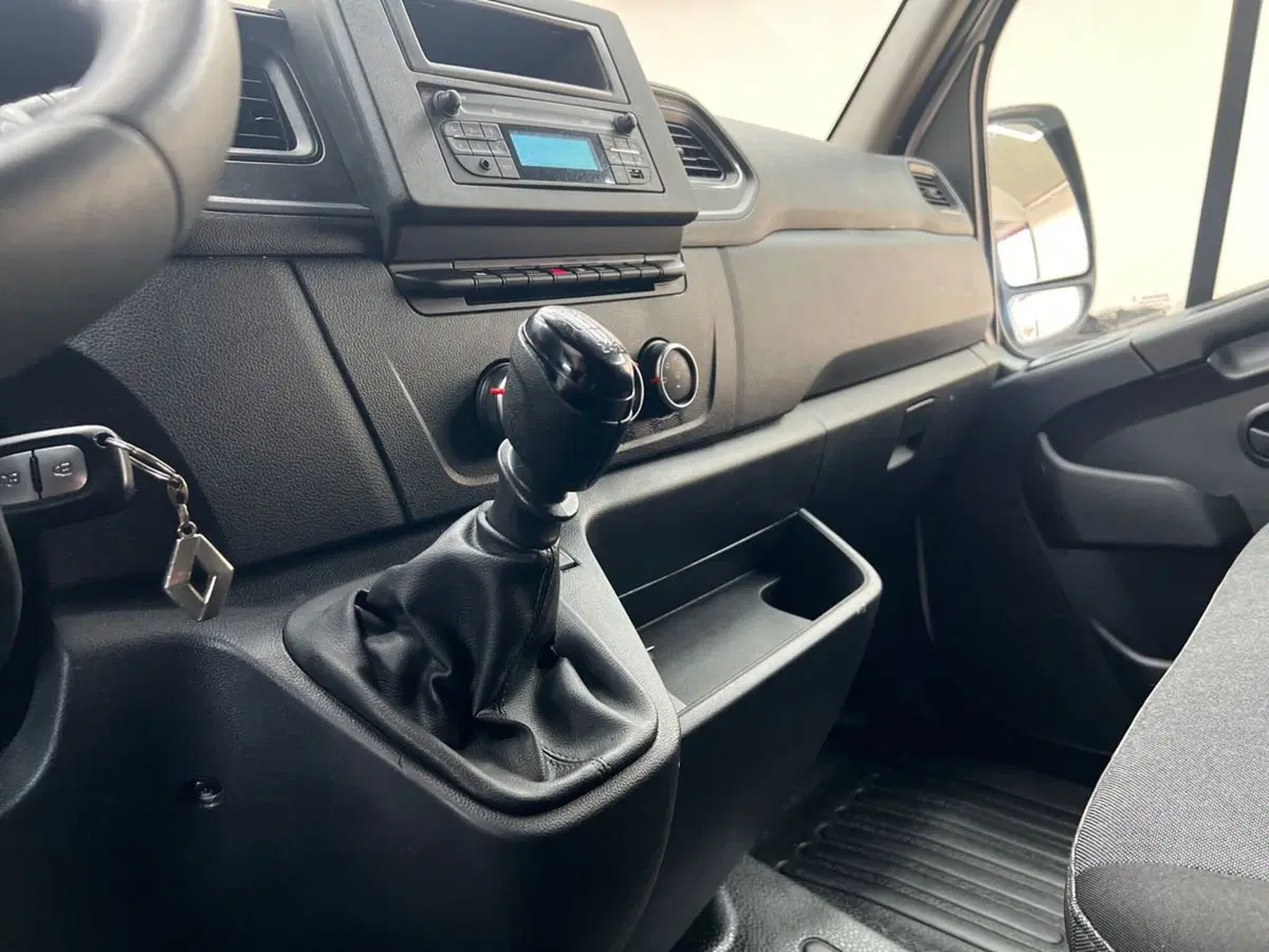 Renault Master Furgone usata a Roma (13)