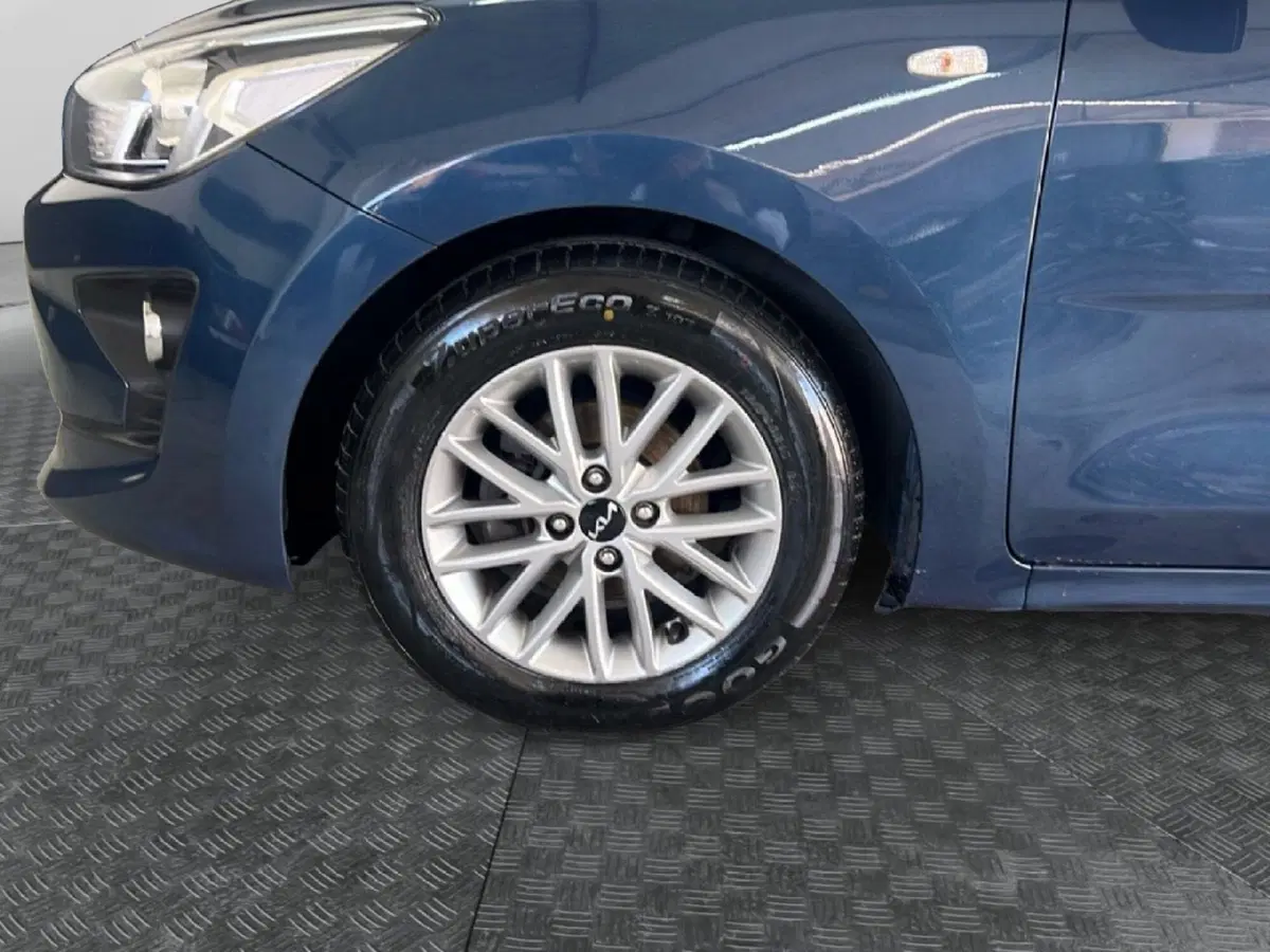 Kia Rio usata a Roma (9)